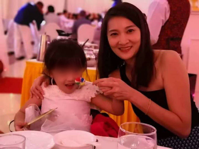 Mẹ trẻ mắc ung thư, quyết định điều trị để cứu con