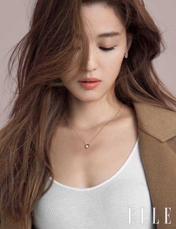 Mỹ nhân Hàn U40 sắc vóc quyến rũ: Mẹ 2 con Jeon Ji Hyun góp mặt