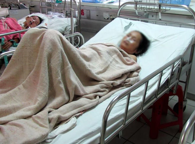 Người phụ nữ suýt mất mạng vì bị tắc ruột sau khi ăn quả hồng giòn
