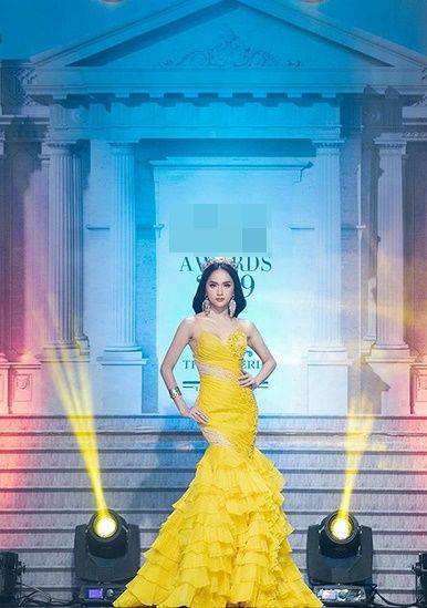 Nhan sắc đỉnh cao của Hương Giang idol thời điểm hiện tại