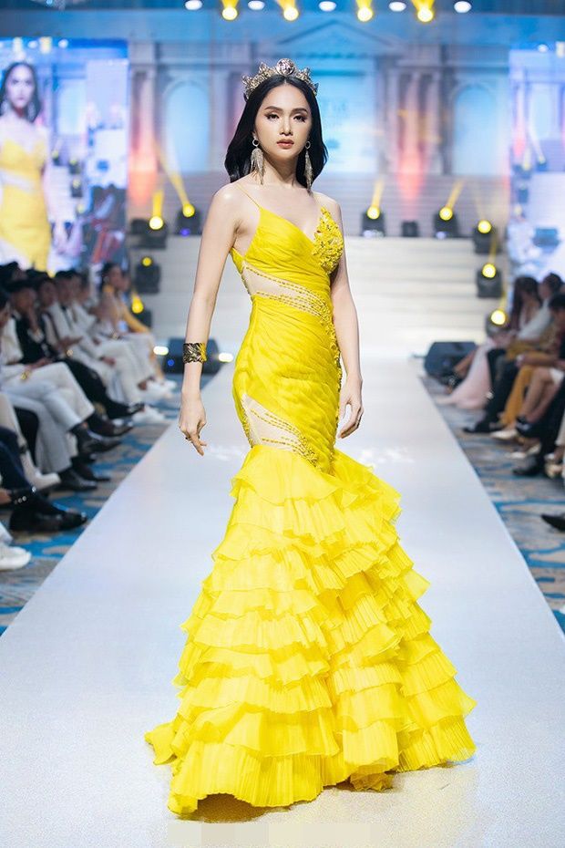 Nhan sắc đỉnh cao của Hương Giang idol thời điểm hiện tại