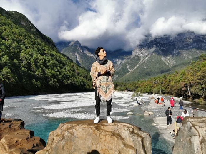 Khoai Lang Thang, Chan La Cà... gương mặt vàng của làng Travel blogger