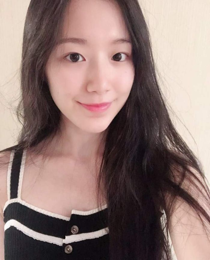 Quên YoonA, Suzy đi, nữ thần mặt mộc bây giờ phải là Jennie, Nancy