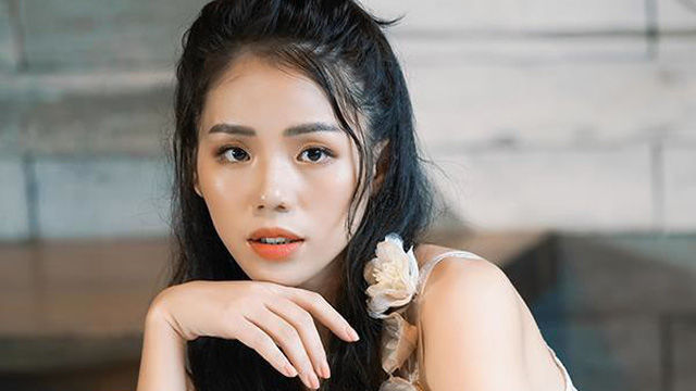Hé lộ quá khứ cơ hàn, chật vật của thánh nữ triệu view Hương Ly