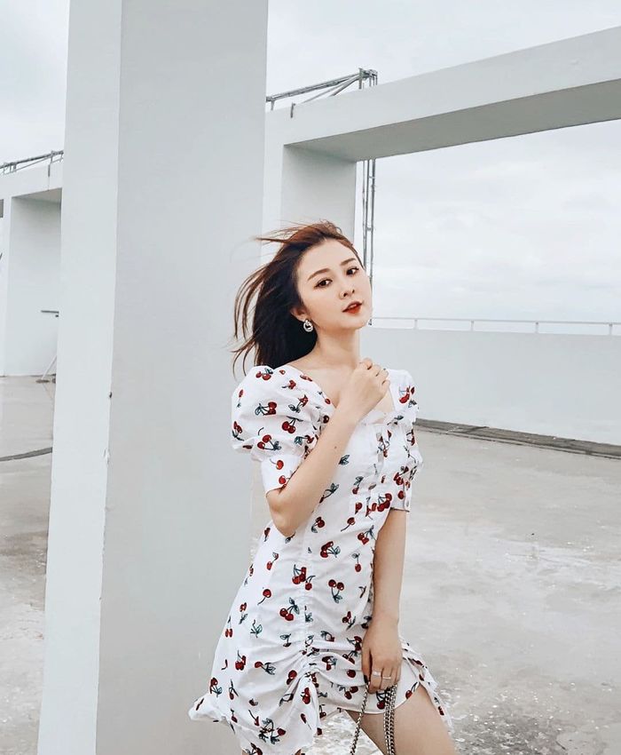 Ribi Sachi và MisThy chính thức gia nhập hội hot girl thống trị MXH