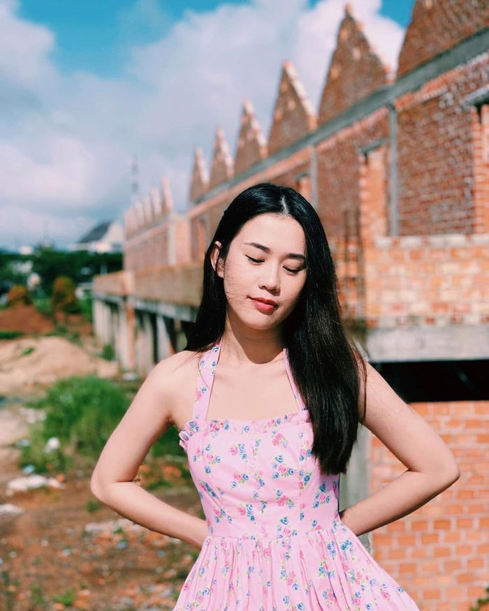 Ribi Sachi và MisThy chính thức gia nhập hội hot girl thống trị MXH