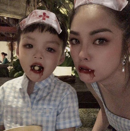 Sao Vbiz “biến hoá” mùa Halloween: Mẹ con Dương Cẩm Lynh quá rùng rợn