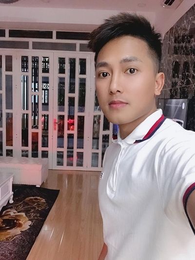 Sau 10 năm đi hát, Châu Khải Phong tự thưởng căn nhà hơn 10 tỷ đồng