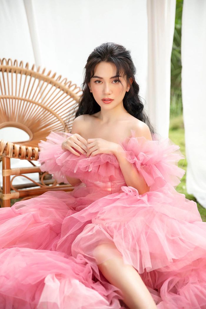 Sĩ Thanh tiết lộ được Huỳnh Phương ủng hộ hình ảnh sexy, gợi cảm