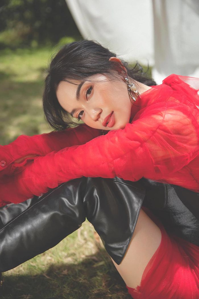 Sĩ Thanh tiết lộ được Huỳnh Phương ủng hộ hình ảnh sexy, gợi cảm