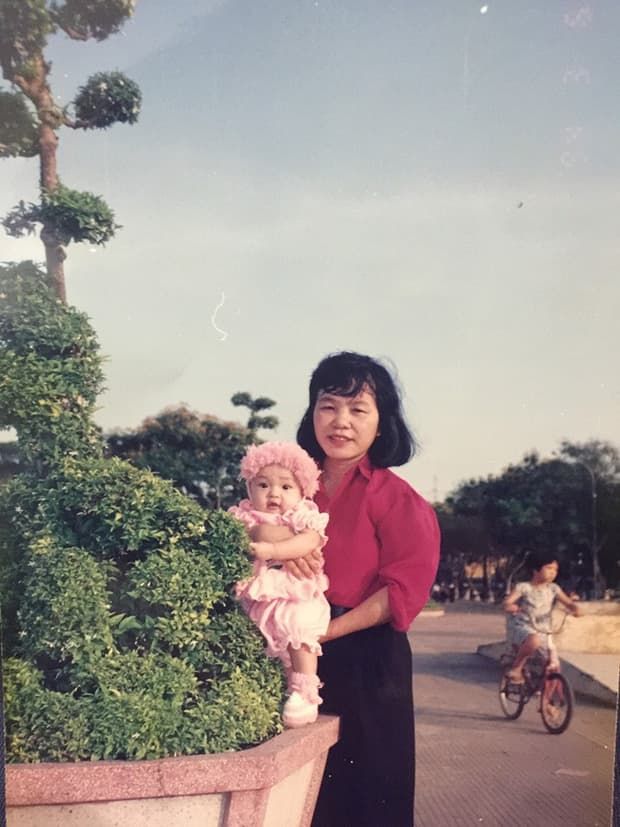 Thái Trinh viết tâm thư gửi người mẹ đã khuất tròn 10 năm gây xúc động