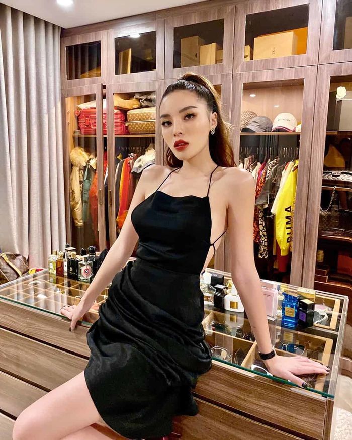 Tóc Tiên vẫn xinh dù bị dìm, Hoa hậu H'Hen Niê hóa nữ thần Hy Lạp