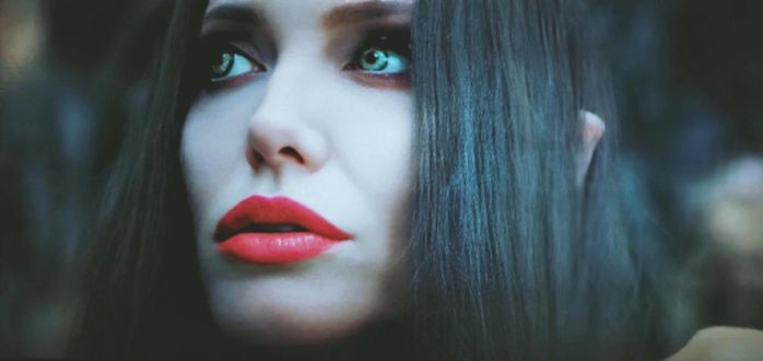 Xem Maleficient 2, khán giả chỉ mải ngắm Angelina Jolie vì quá đẹp