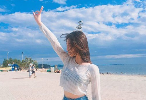 NC khoa học: Tắm biển giúp giải tỏa tâm lý, giảm nỗi đau thất tình