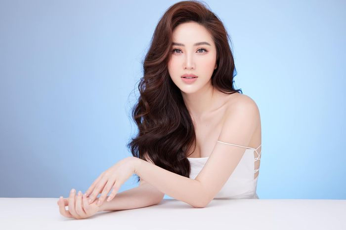 Sau 13 năm bước chân vào Vbiz, Bảo Thy lột xác phong cách ngoạn mục
