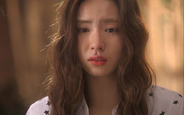 Đừng ngại khóc, nước mắt có khả năng đào thải độc tố, giảm căng thẳng