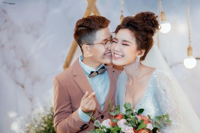 4 cặp yêu đồng giới nổi tiếng CĐM: Thanh Thanh - Nguyễn My quá đẹp đôi
