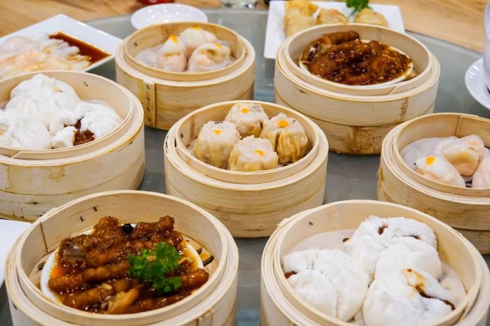 4 Little Town nổi tiếng SG: Phố Tây Bùi Viện, China Town đều siêu hot