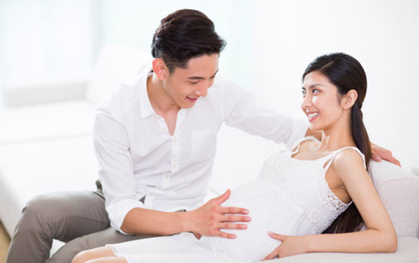 Bác sĩ Jean Hailes: Vợ chồng cãi nhau, con sinh ra chậm phát triển