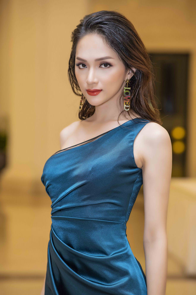 7 năm bước chân vào showbiz, Hương Giang Idol giàu cỡ nào?