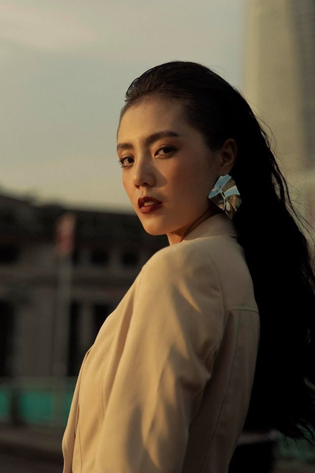 Lâm Á Hân - gái hai con trông đến mòn con mắt đúng là đố có sai!