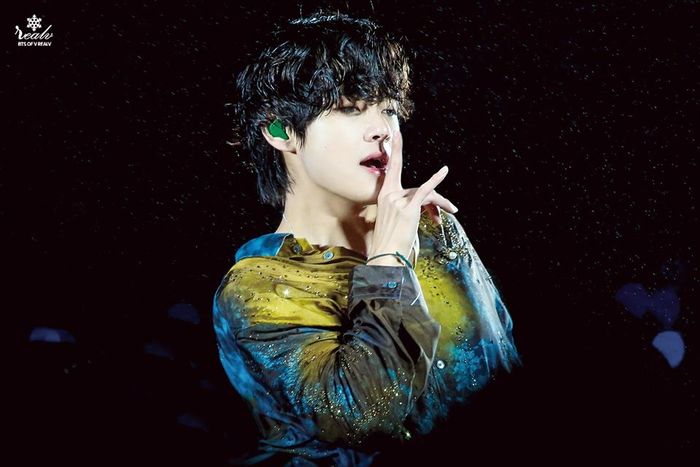 V (BTS) đứng hạng 1 trong Top 100 Người đàn ông quyến rũ nhất thế giới