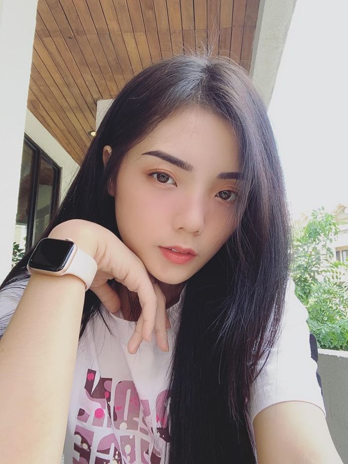 Lâm Á Hân - gái hai con trông đến mòn con mắt đúng là đố có sai!