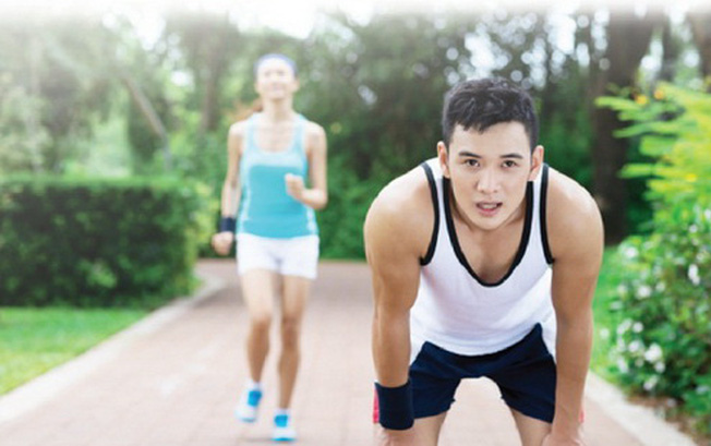 Thường xuyên cô đơn có nguy cơ tử vong bằng với hút 15 điếu thuốc/ngày