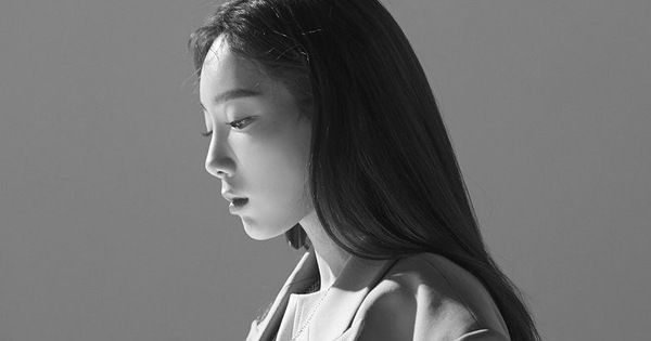 G-Dragon, Mina khiến fan lo lắng vì đang đối mặt với bệnh tâm lý