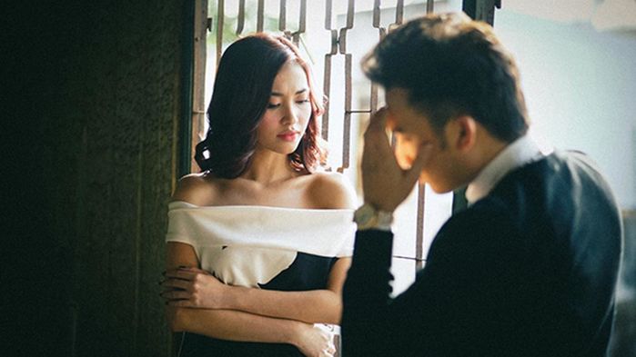 99% đàn ông hay gắt gỏng với vợ nhưng lại ân cần với phụ nữ bên ngoài