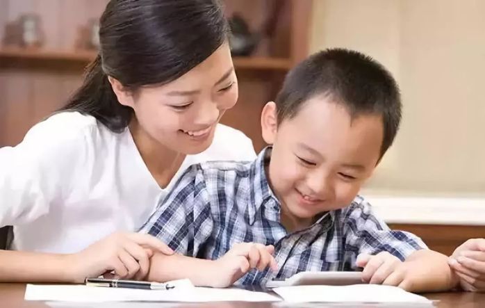 Không áp đặt, làm bạn với con... là cách tạo ra đứa trẻ xuất sắc