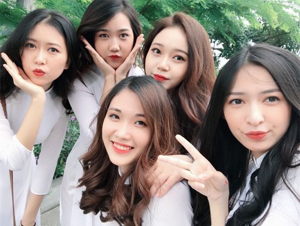 Ai cũng có đứa bạn mồm miệng đốp chát nhưng cực kỳ tốt bụng
