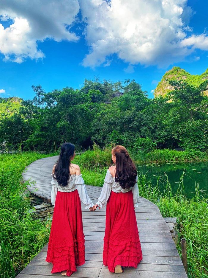 Ai cũng có một đứa bạn dễ xài, sống theo phương châm “sao cũng được”