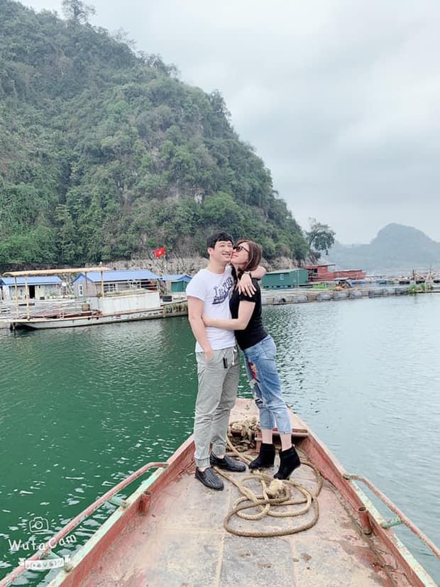 Bà xã Hoài Lâm khoe con gái thứ 2, Quốc Trường soái ca sơ mi trắng