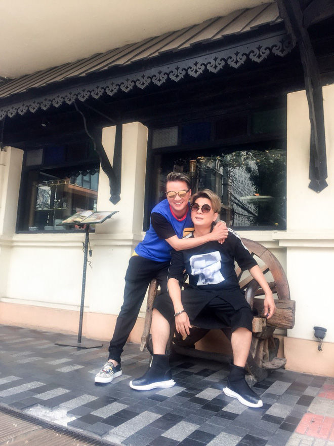 Bạn thân trong showbiz Việt: Hồng Vân – Hồng Đào dẫn đầu với 30 năm