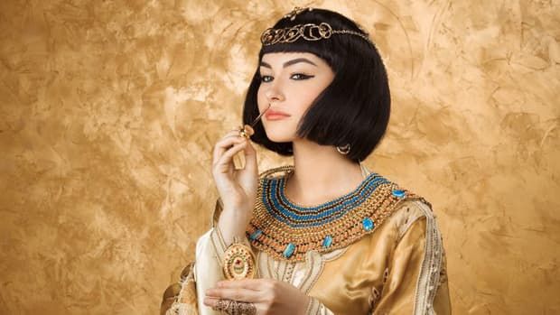 Bí thuật của nữ hoàng Ai Cập Cleopatra giúp chuyện ấy thăng hoa