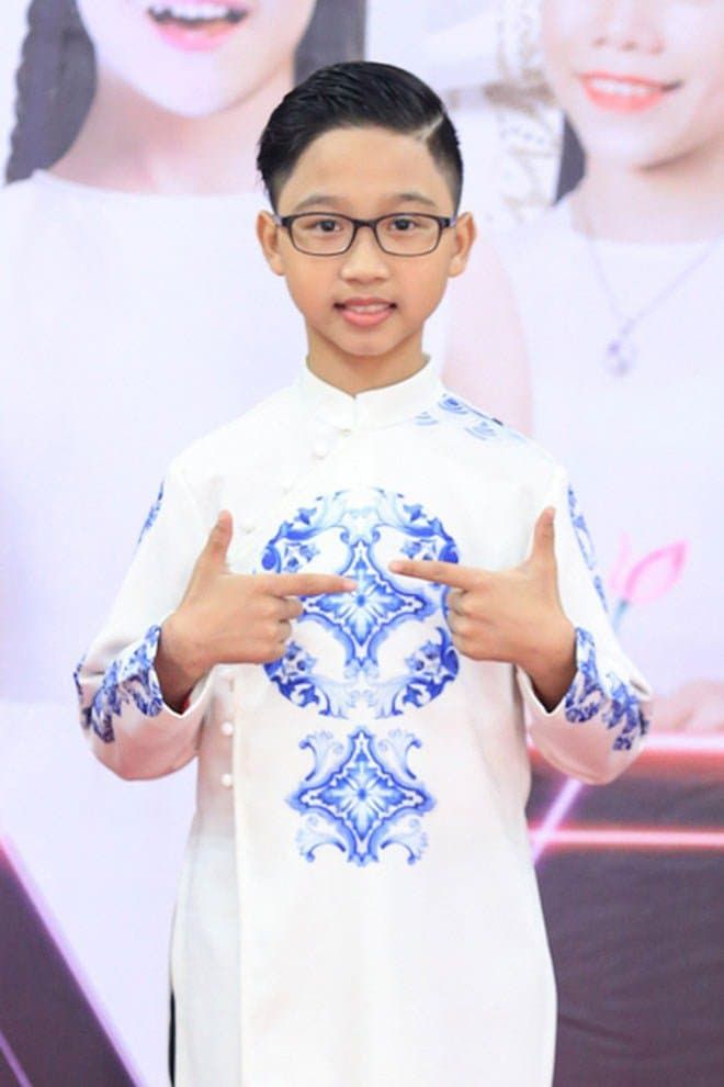 Cậu bé Thị Mầu phổng phao, vỡ giọng sau 4 năm đăng quang Got Talent