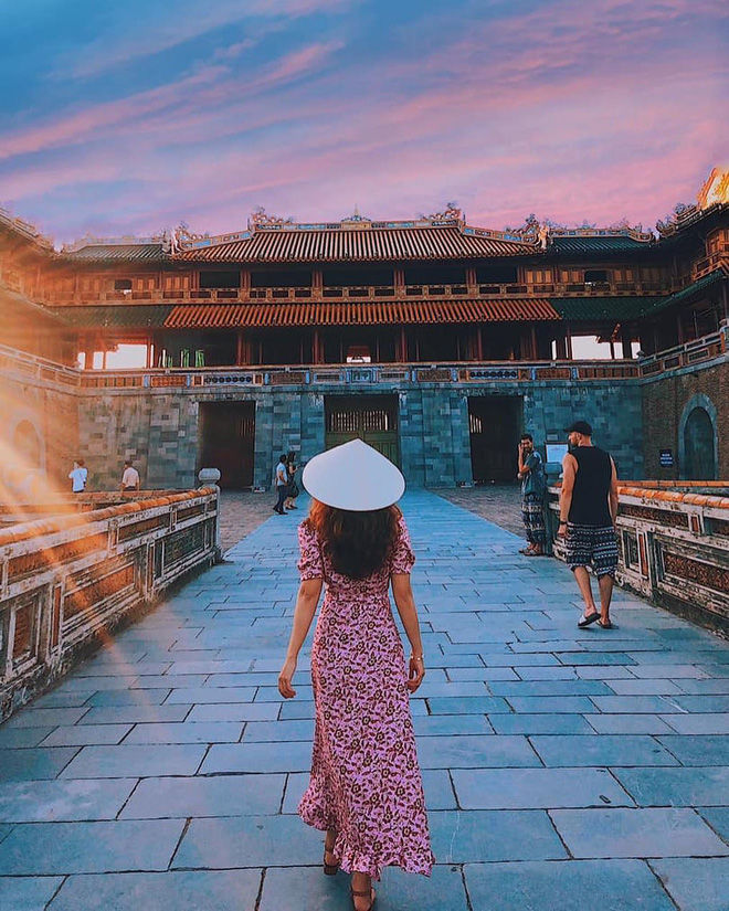 Đại Nội, biển Lăng Cô.... địa điểm check-in đúng chất Huế đẹp mê hồn