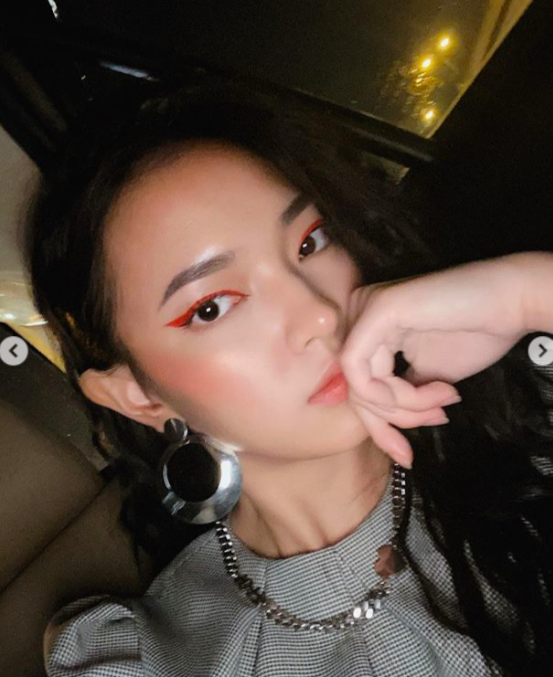 Châu Bùi - fashionista có đôi mắt đẹp lạ “chặt chém” đủ kiểu eyeliner