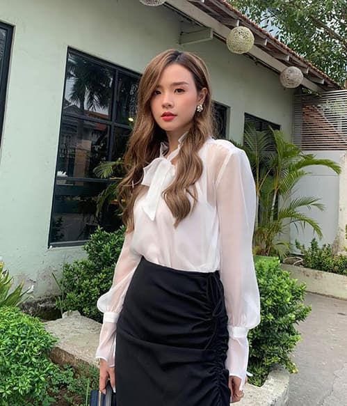 Chi Dân - Lan Ngọc đi ăn cưới, Sĩ Thanh tung ảnh kỉ niệm nửa năm yêu