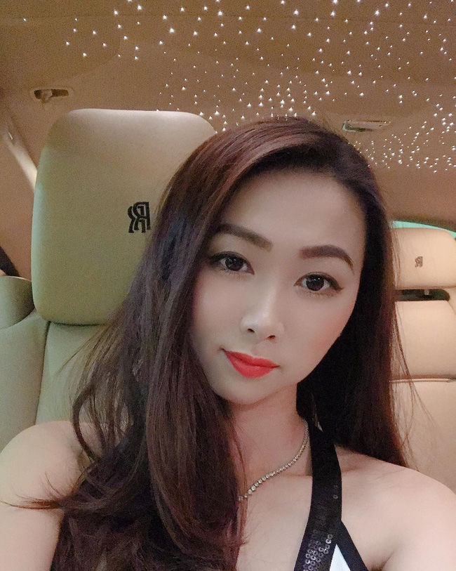 Cô con gái nữ triệu phú gốc Việt Mimi Morris xinh đẹp chả kém hotgirl