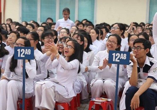 Đừng than vãn nữa có gia đình, bạn thân thì bạn đã may mắn lắm rồi