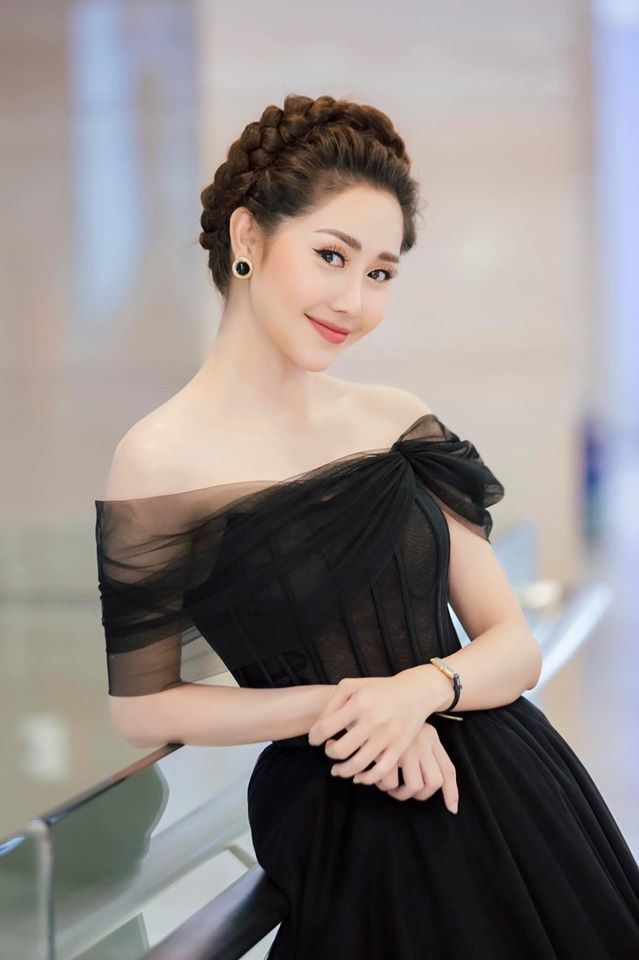 Cô Thắm Tường Vi khiến khán giả mong chờ trong dịp Tết năm nay