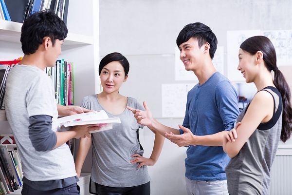 Cư xử đẹp với người yêu cũ là đặc điểm của người được giáo dục tốt
