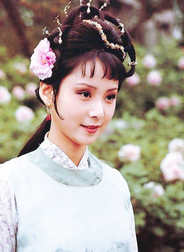 Cuộc đời bi đát nàng hầu Hồng Lâu Mộng sau khi chồng mất vì ung thư