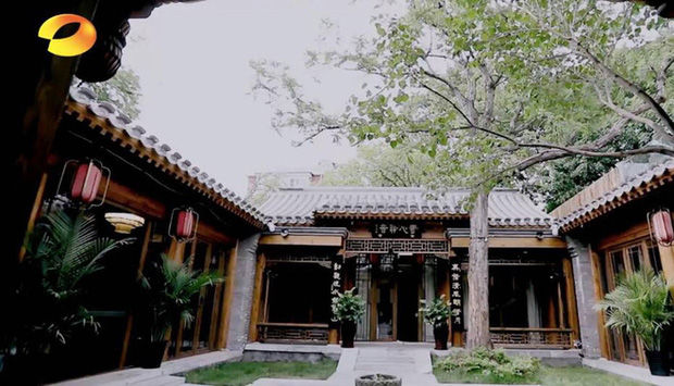 Cuộc sống giàu sang hiện tại của “Hòa Thân” Vương Cương