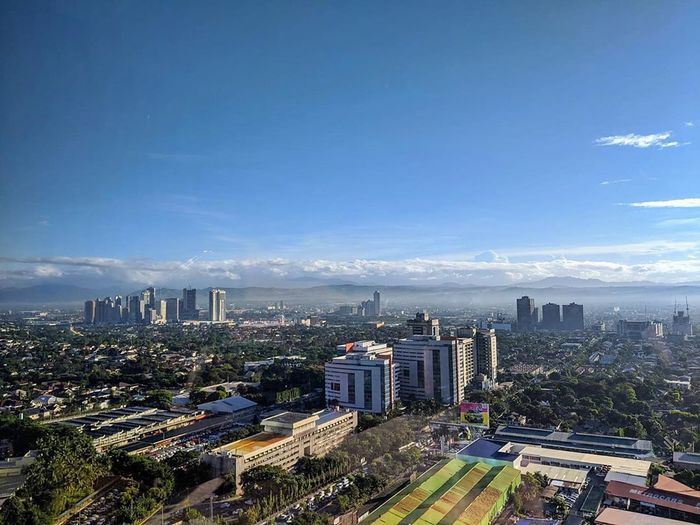 Đừng vội chê bai SEA Games 30, ở Philippines còn nhiều nơi nghèo khổ