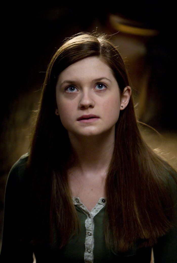 Dàn sao Harry Potter sau 18 năm: Nam chính Daniel dậy thì thất bại