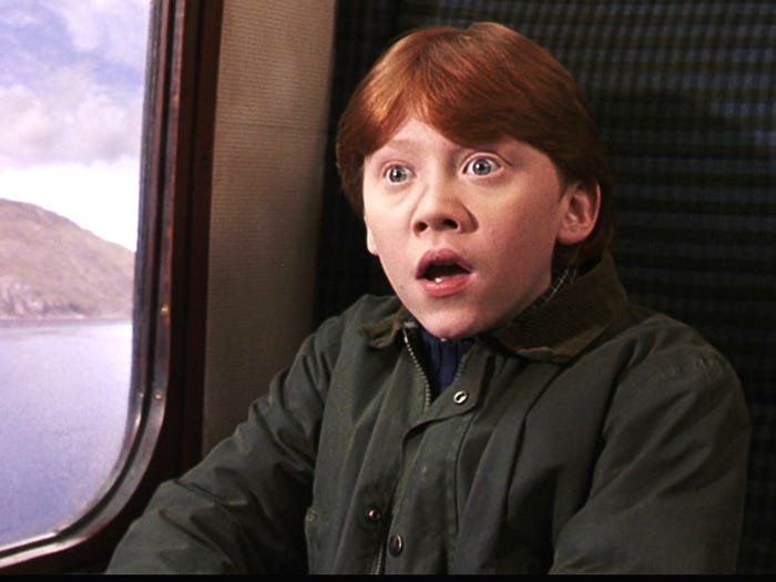 Dàn sao Harry Potter sau 18 năm: Nam chính Daniel dậy thì thất bại