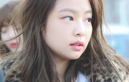 Đẳng cấp mặt mộc của sao: Suzy vẫn đỉnh, idol thế hệ mới cũng xuất sắc